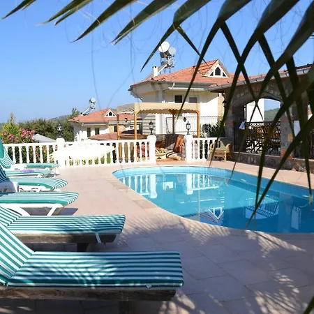 Esra Fethiye